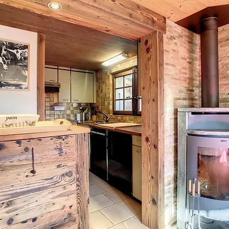 Trolles Rez 06 Apartment